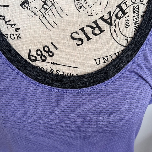 EUC Lululemon Willpower Drawstring Short Sleeve Tech Tee in Grape - 8 - Picture 13 of 13